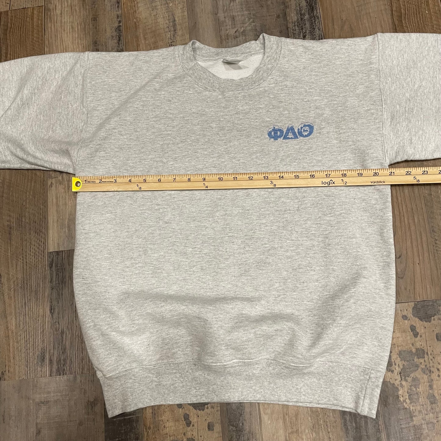 PHI DELTA THETA CREWNECK SIZE SMALL
