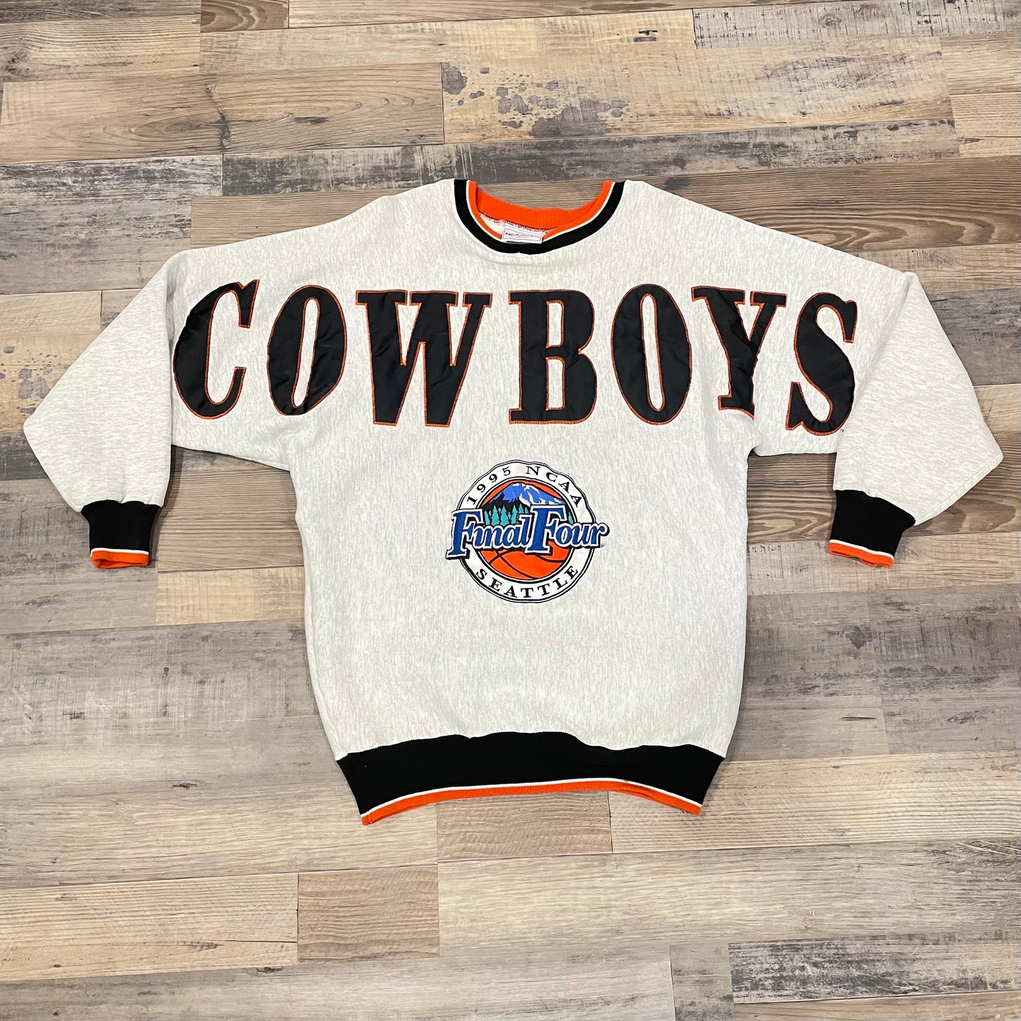 OSU FINAL FOUR SPELL OUT CREWNECK SIZE MEDIUM