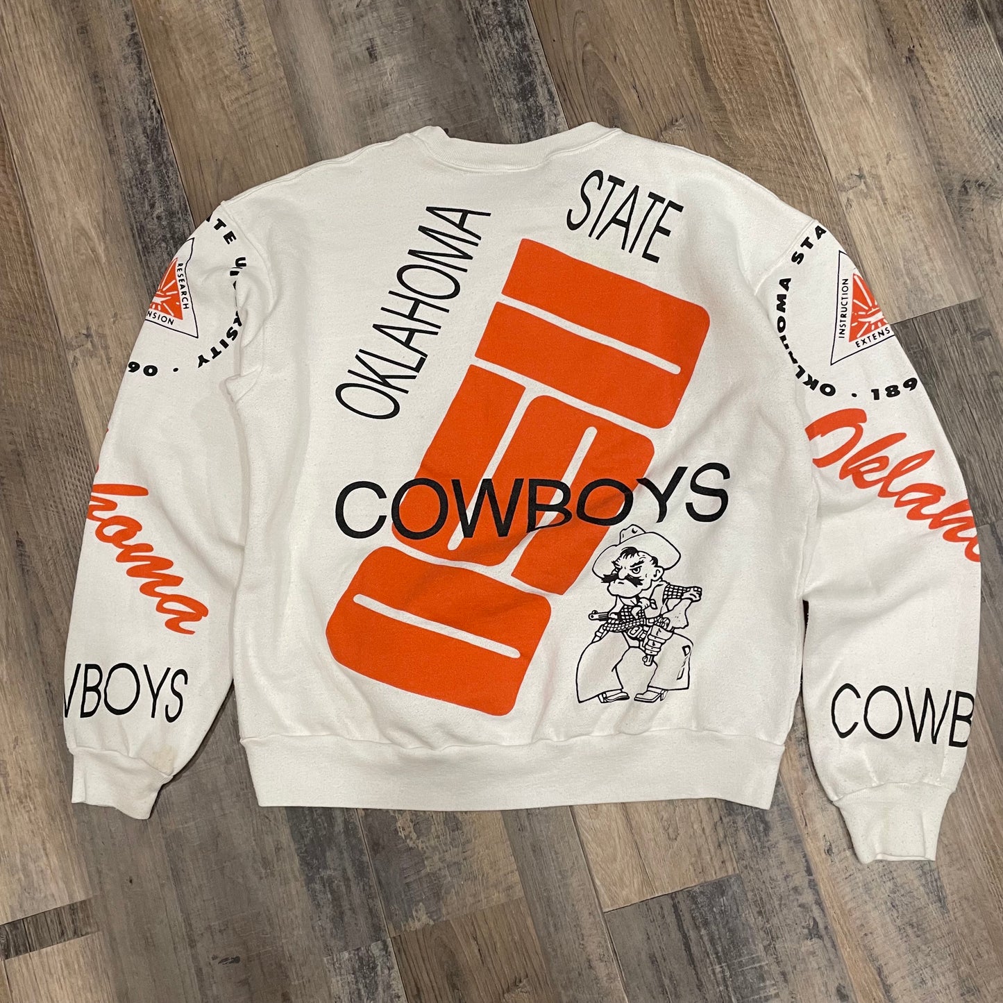 OSU COWBOYS AOP CREWNECK SIZE LARGE
