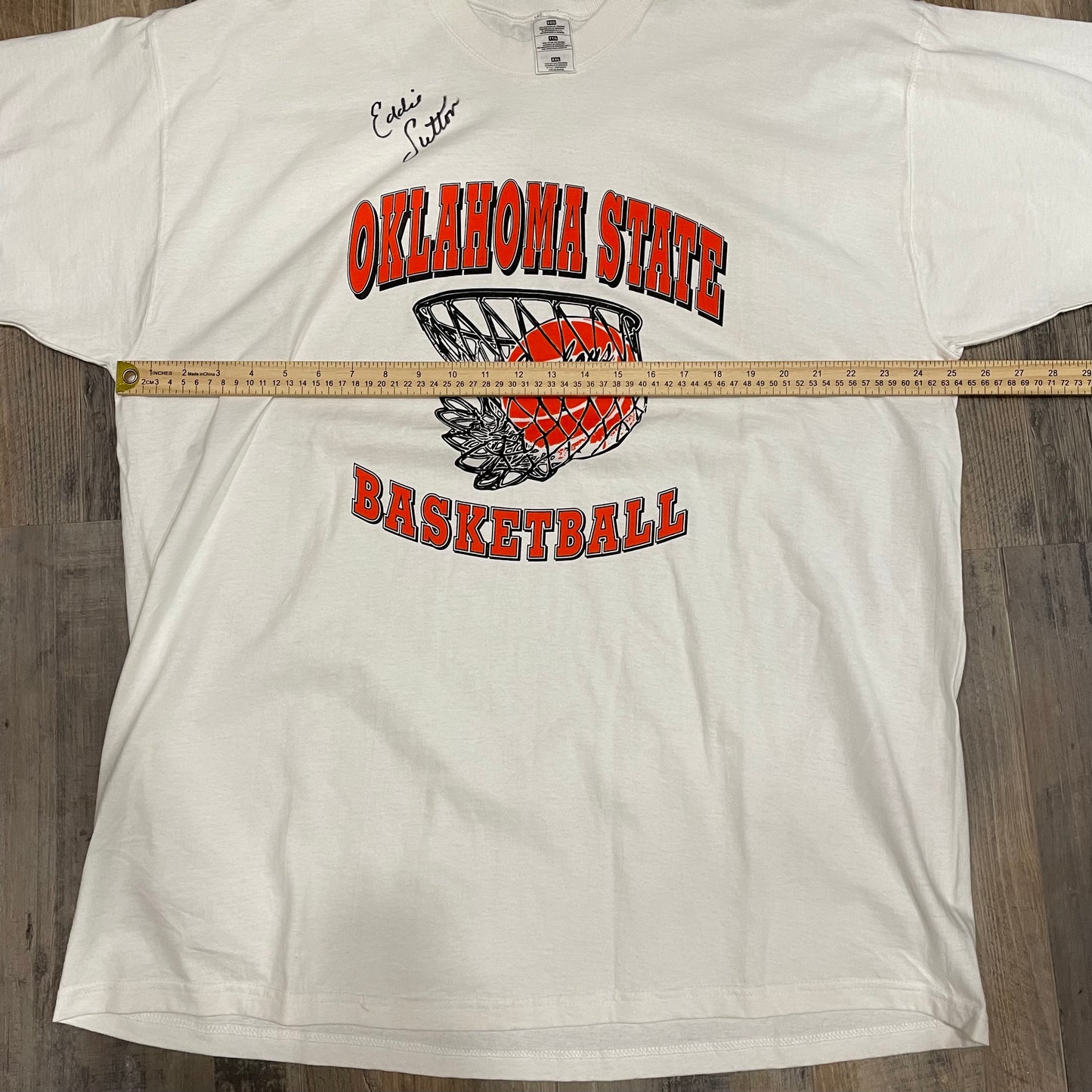 OSU EDDIE SUTTON SIGNED BASKETBALL T-SHIRT SIZE 2XL