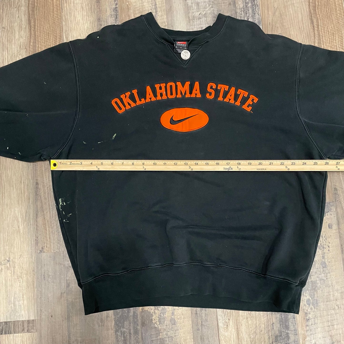 NIKE OSU CENTER SWOOSH CREWNECK SIZE LARGE