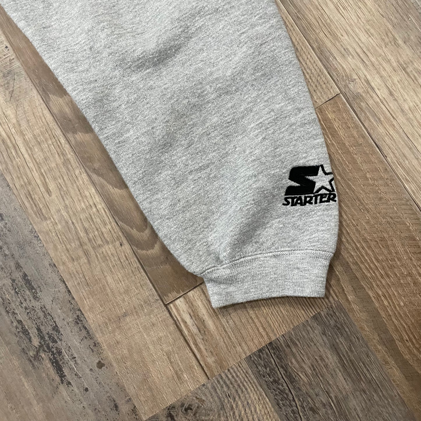 OSU STARTER EMBROIDERED CREWNECK SIZE LARGE